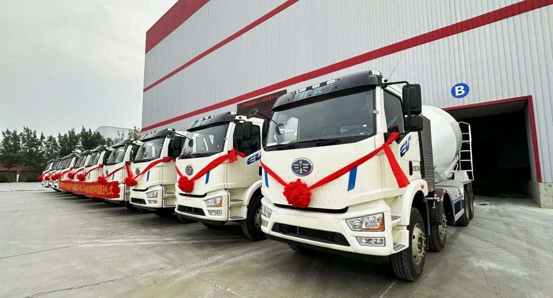 實力見證！中集車輛攪拌車再獲大客戶批量復(fù)購